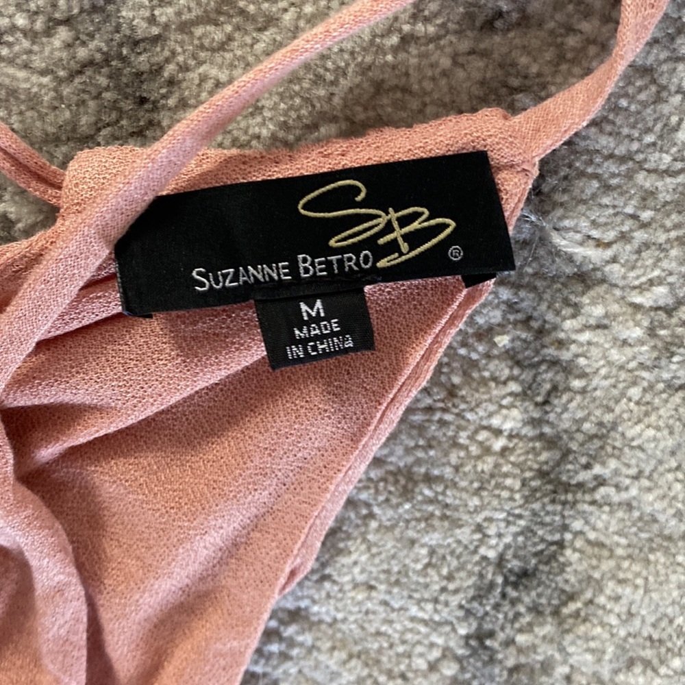 Top split front​ - Picture 3 of 4